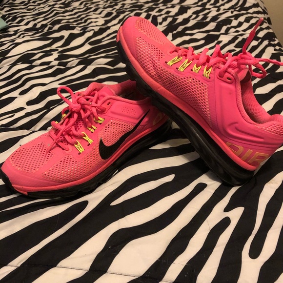 neon pink nikes